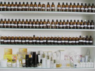 供應為創立屬于你自己的進口品牌提供化妝品半成品貨源_精細化學品_世界工廠網中國產品信息庫